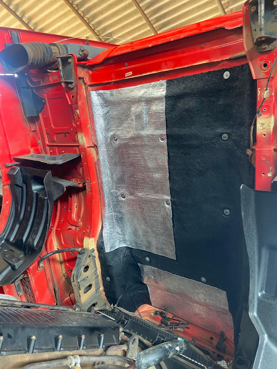 Forração Iveco - Vista completa da instalação - Mundial Forrações T.A Maringá